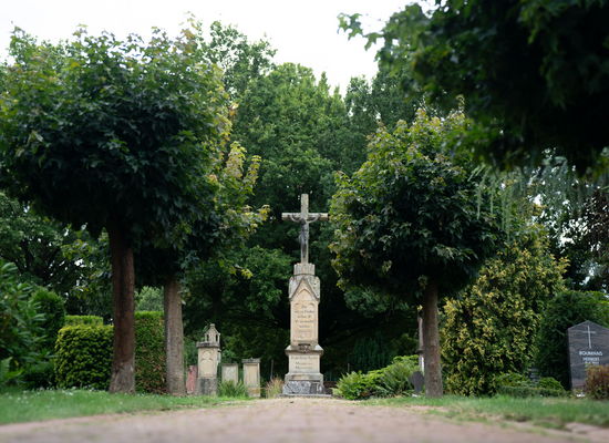 Friedhof Helenabrun in Viersen, Haupteingang