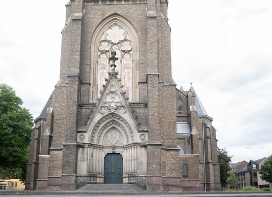 Grabeskirche St., Josef in Viersen, Hauptportal